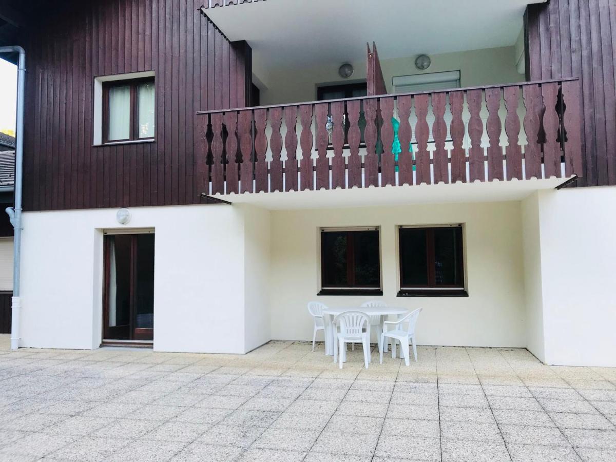 Appartement Confortable Avec Piscines, Terrasse Et Parking A Samoens - Fr-1-629-100 Exteriör bild