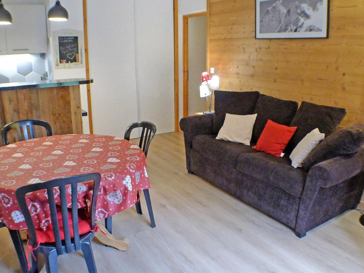 Appartement Confortable Avec Piscines, Terrasse Et Parking A Samoens - Fr-1-629-100 Exteriör bild